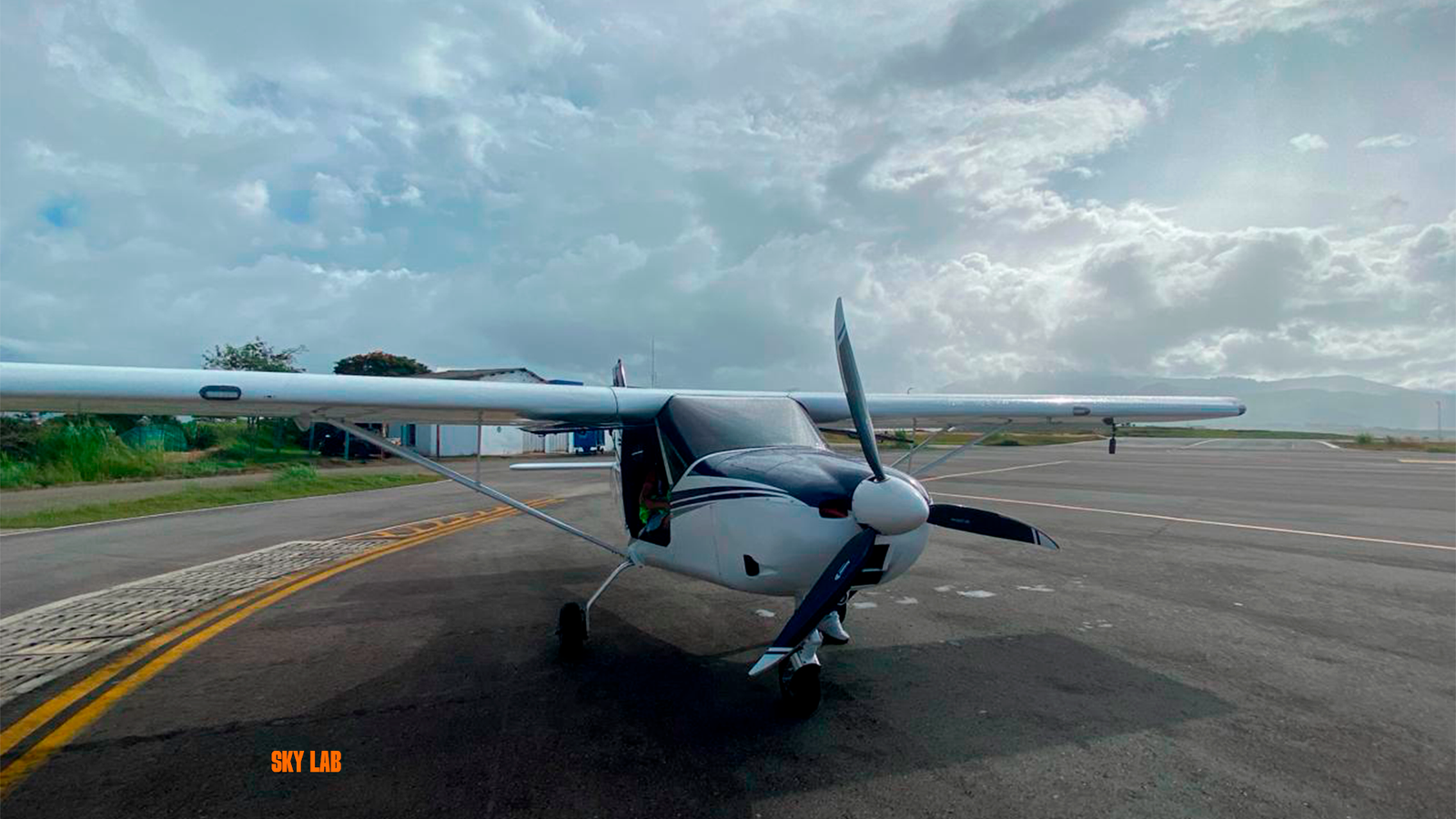 Vuelo ultraliviano